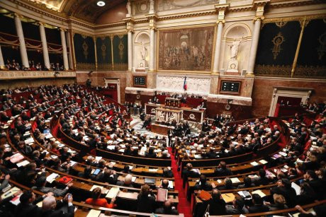 Франция блокира интернет след атаките