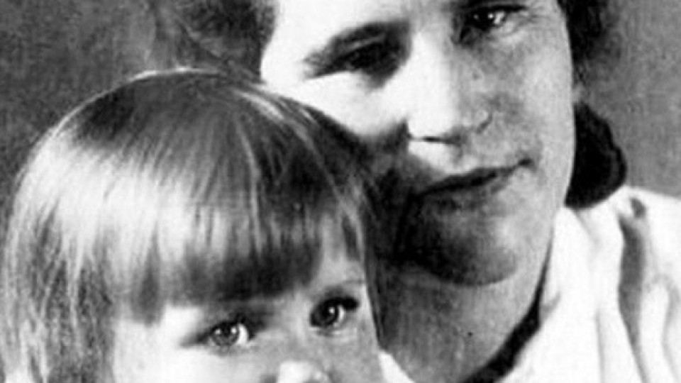 Зинаида Попова - наследничката на Хитлер, почина