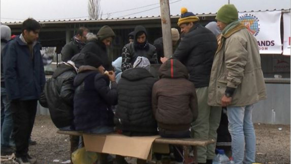 Икономическите мигранти биха отбой край Македония