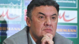 Боби Михайлов ужасен: Виж какво му сервира 16-годишната Елинор!