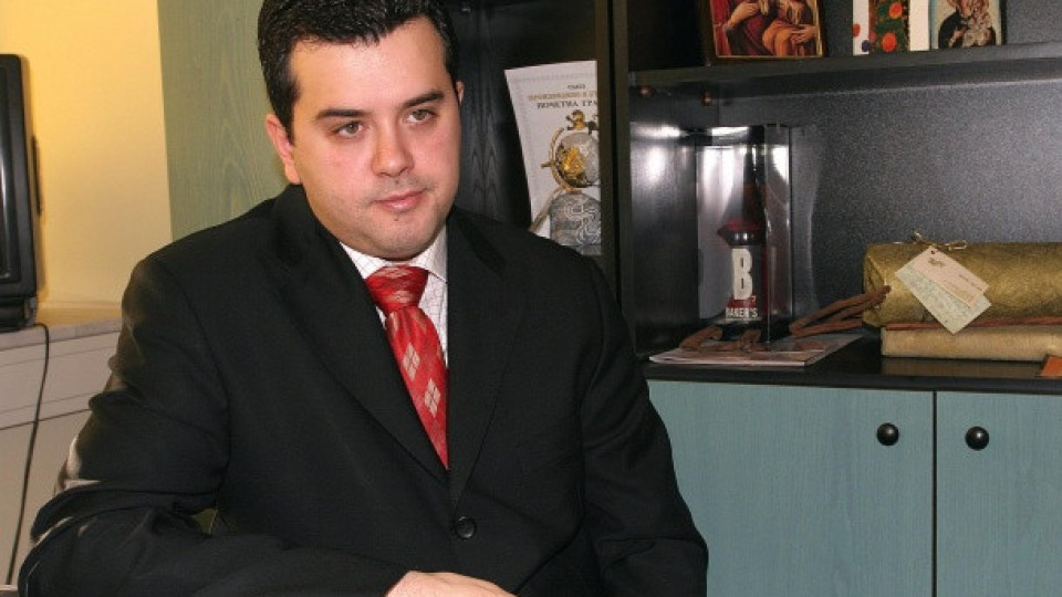 Борислав Манджуков в афера с ДДС година след смъртта си