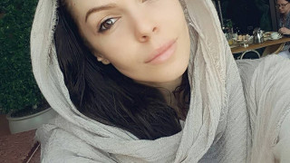 Невиждано: Галена се забради! (Снимки от семейното бягство в Дубай)
