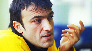 Тежка семейна драма съсипва Зуека