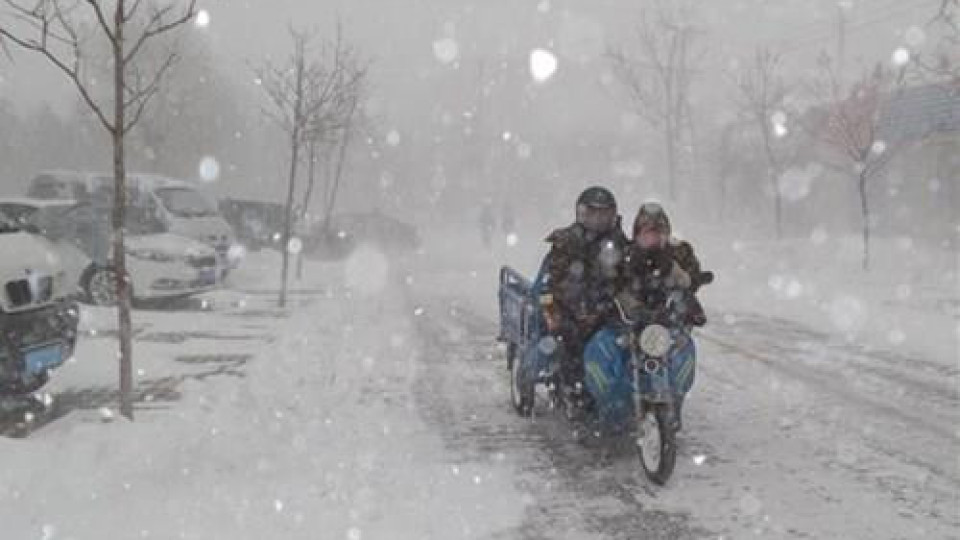 Китай чупи рекорди по студ — 41 градуса чакат страната
