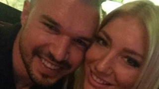 Ето коя топли леглото на Валери Божинов