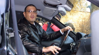 Наследникът на Иван Тодоров-Доктора гушва 500 милиона