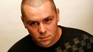 Не е за вярване: Истината, която не знаехме за Ицо Хазарта!