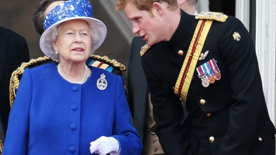 Принц Хари втрещи: Кралицата ми е шеф, а не роднина! (За потеклото си ли намеква?)