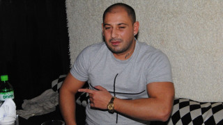 Всички са в туш: Виж с коя известна красавица заживя Ванко 1