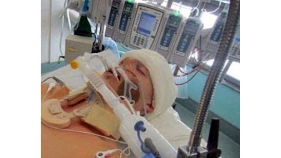 Снимка на Михаел Шумахер в болничното му легло потресе света (Шок фото)
