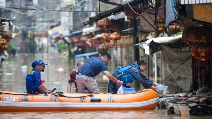 Опасни наводнения заплашват света до 2060