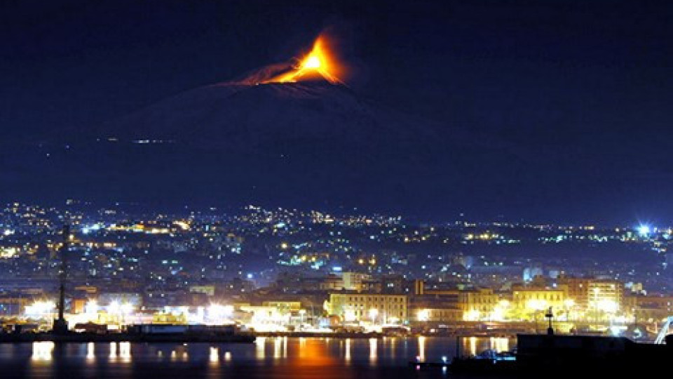 Италия под тревога! Етна изригна отново