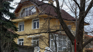 Вижте баровския палат на Иван Христов и Ирина (СНИМКИ)