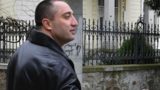 Митьо Очите се прави на луд пред МВР