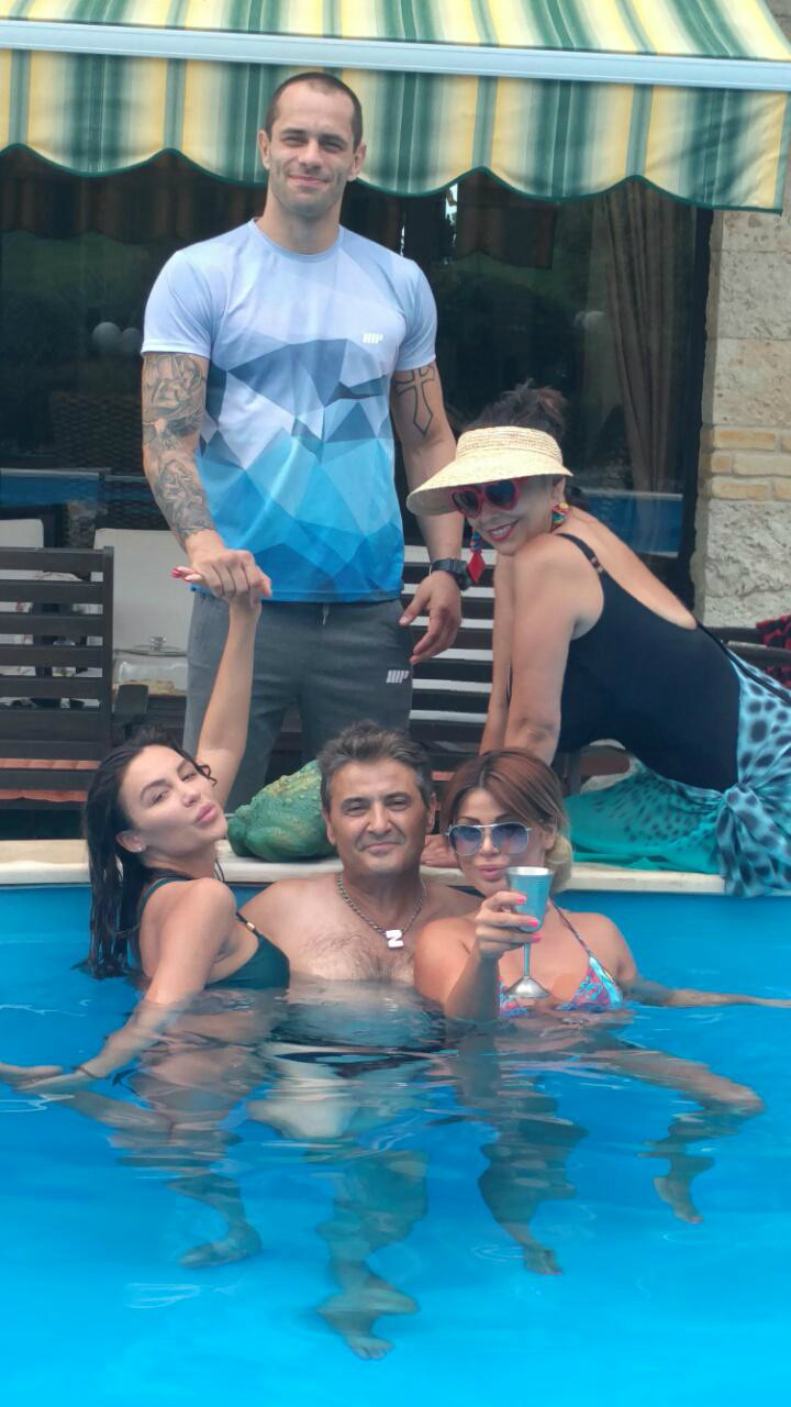 Дует Ритон заформиха мокро шоу (ГАЛЕРИЯ СНИМКИ)