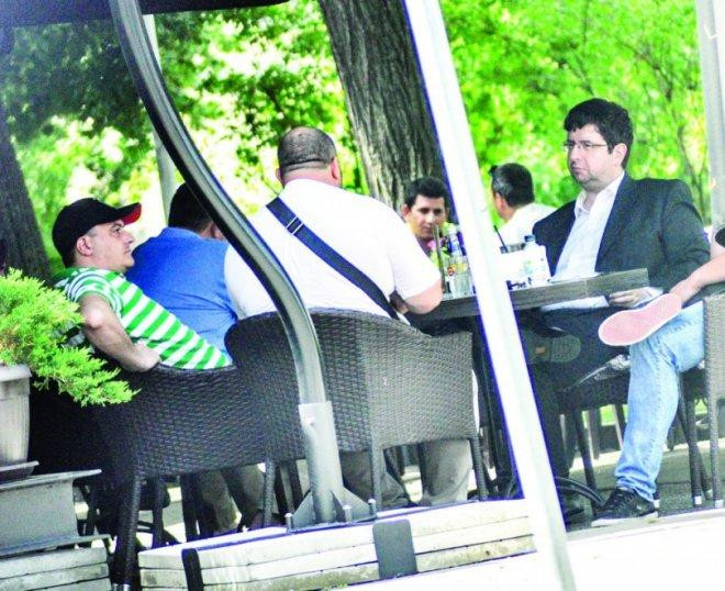 Сгащиха Петър Чобанов в скандална завера