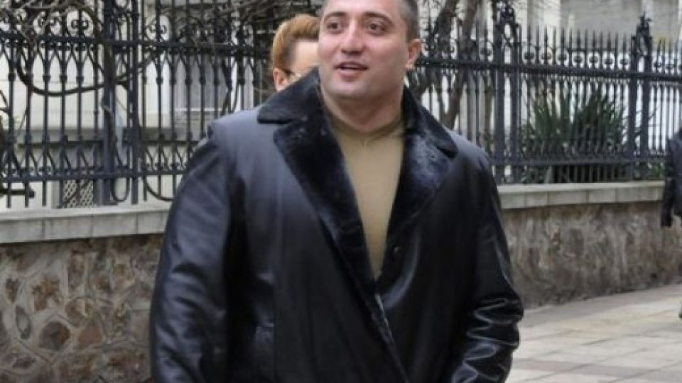 Вижте къде се скри Митьо Очите