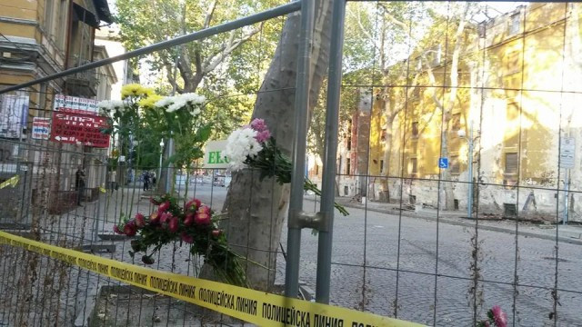 Тютюневите складове в Пловдив "погребани" с почести (Властите подозират умишлен палеж)