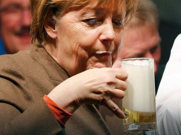 Ангела Меркел с най-евтини ваканции (Колко харчат за почивка световните лидери)