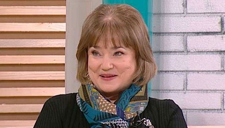 Роднини ли са Лили Вучкова и Петър Вучков?