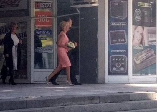 Мая Манолова стана булка (Снимки)