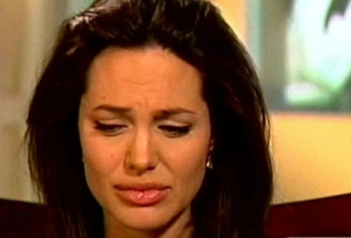 Анджелина Джоли бясна: ФБР разпитват децата за скандала с Брад!