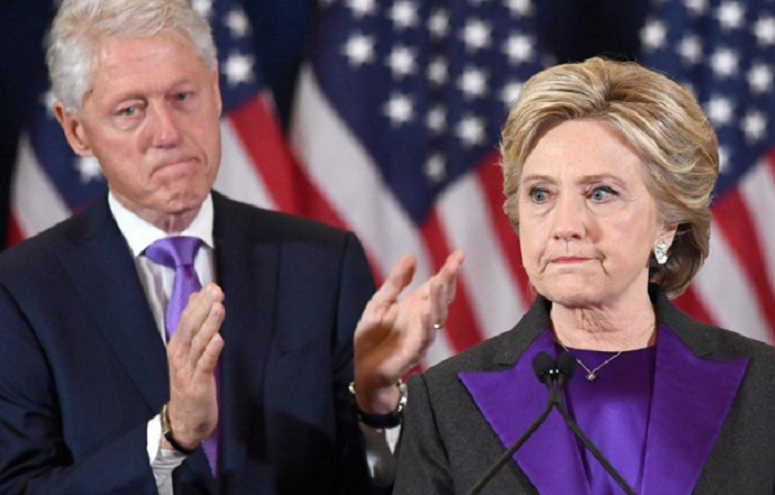 Краят на една ера: Бил и Хилари Клинтън приключиха с политиката завинаги!