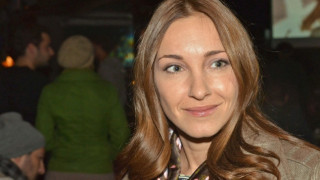 Алекс Раева зашлеви звучно Слави Трифонов