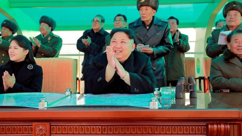 Ким Чен Ун се сдоби с наследник (Всичко за тайното раждане на половинката му)