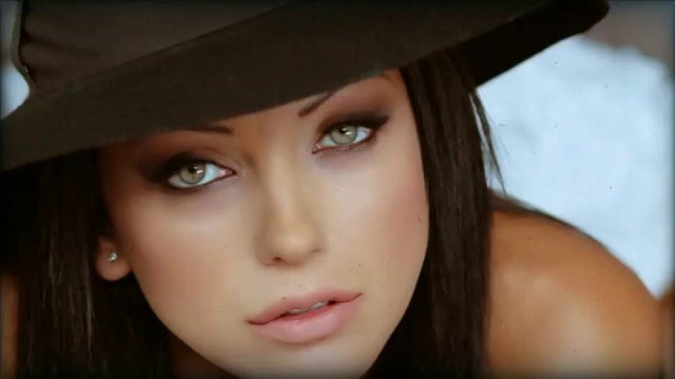 Друса ли се Емануела?