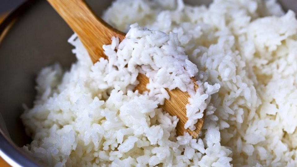 Смразяващо разкритие: Начинът по който се готви ориз е много опасен за здравето