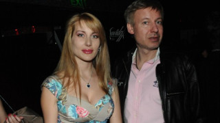 Бередин държи Антония Петрова в шах