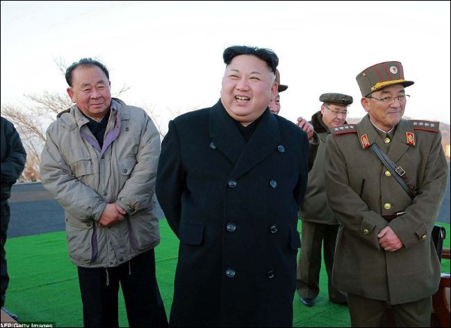 Зловещо! Северна Корея планира ядрена война