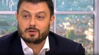 Николай Бареков направи Йончева и Гарелов на пух и прах