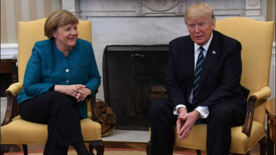 Вашингтон замаза гафа на Тръмп с Меркел: Той просто не я чу!