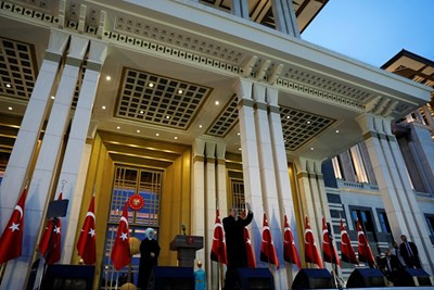 Реджеп Ердоган се шири в истински палат (Домът му 30 пъти по-голям от Белия дом)