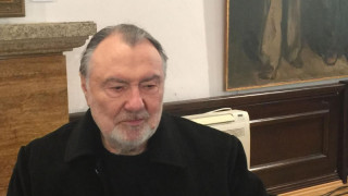 Васил Михайлов брои стотинки за храна (Актьорът пазарува само от промоции)
