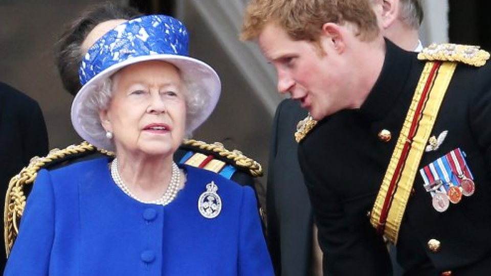 Сватбата на принц Хари се проваля (Защо Елизабет II не иска Меган Маркъл  в Бъкингам?)