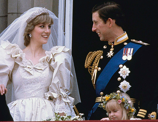 Принцеса Даяна през сълзи: Денят на сватбата с Чарлз бе най-кошмарният в живота ми!