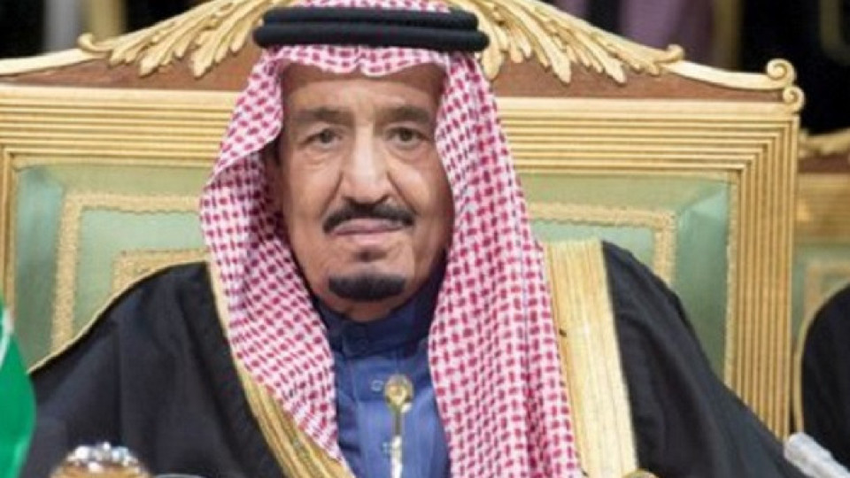 Саудитският крал с ваканция за 100 милиона долара (Вижте разточителството му)