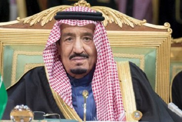 Саудитският крал с ваканция за 100 милиона долара (Вижте разточителството му)