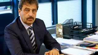 Разпродават хотелите на Цветан Василев на търг