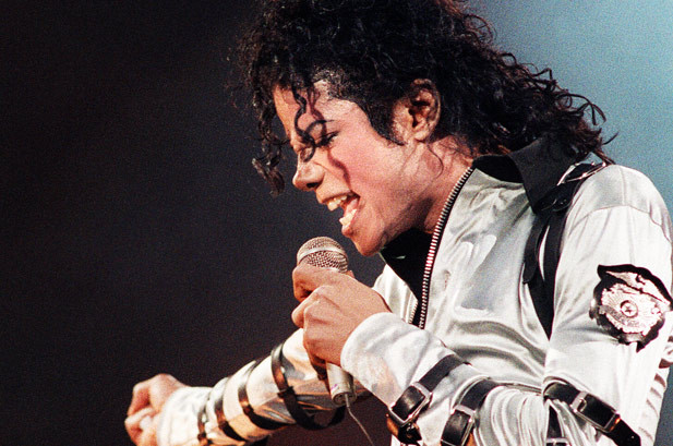Велик: Майкъл Джексън отново оглави класация в списание "Форбс"!