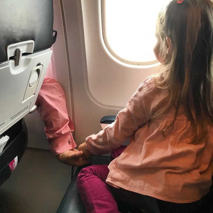 Карла Бруни показа шестгодишната си дъщеря (Вижте малката принцеса)
