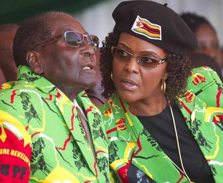 Зимбабве празнува! Мугабе се оттегли от власт