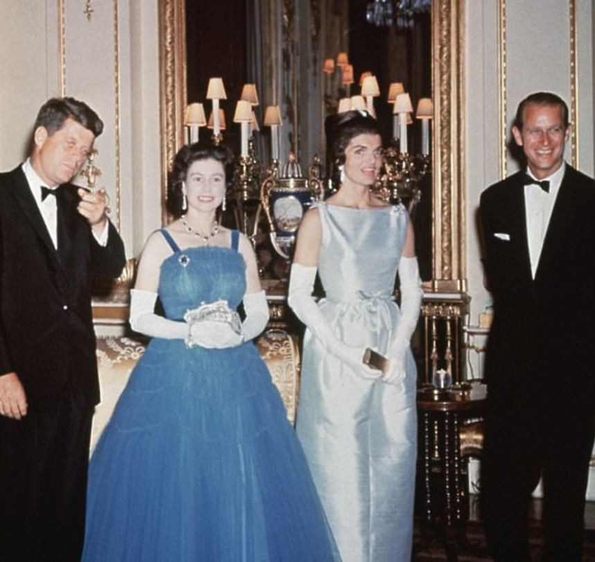 Тайните на Бъкингам: Защо Елизабет Втора и Джаки Кенеди не се понасят?