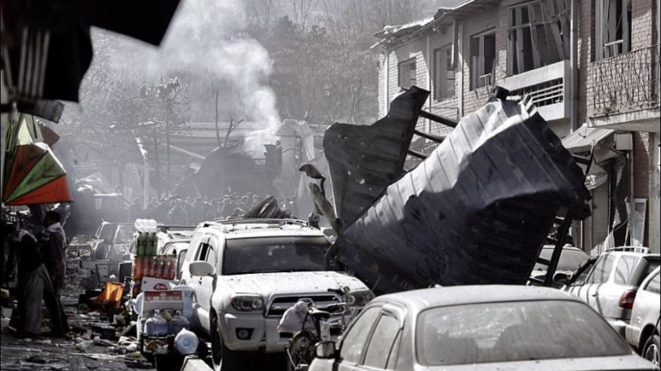 Атентат в Кабул (95 загинаха, 158 са ранени)