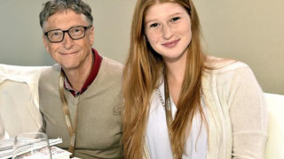 Наследницата на Бил Гейтс се сваля с арабски жокей