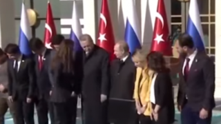 Куриоз! Ердоган "открадна" девойката на Путин