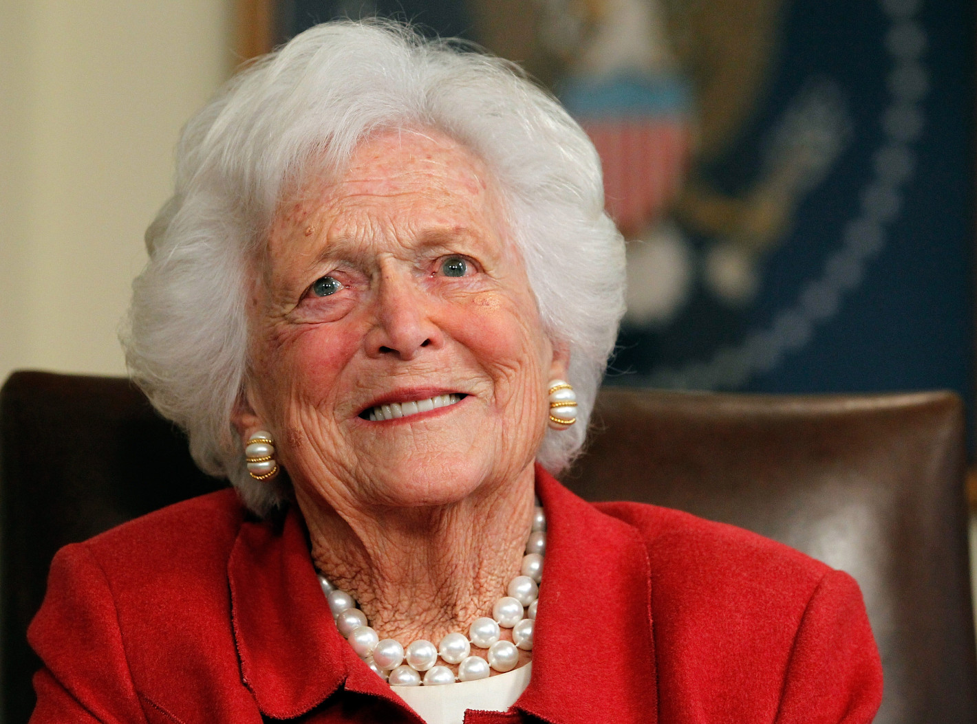 Отиде си Барбара Буш (Коя беше първата дама на САЩ?)